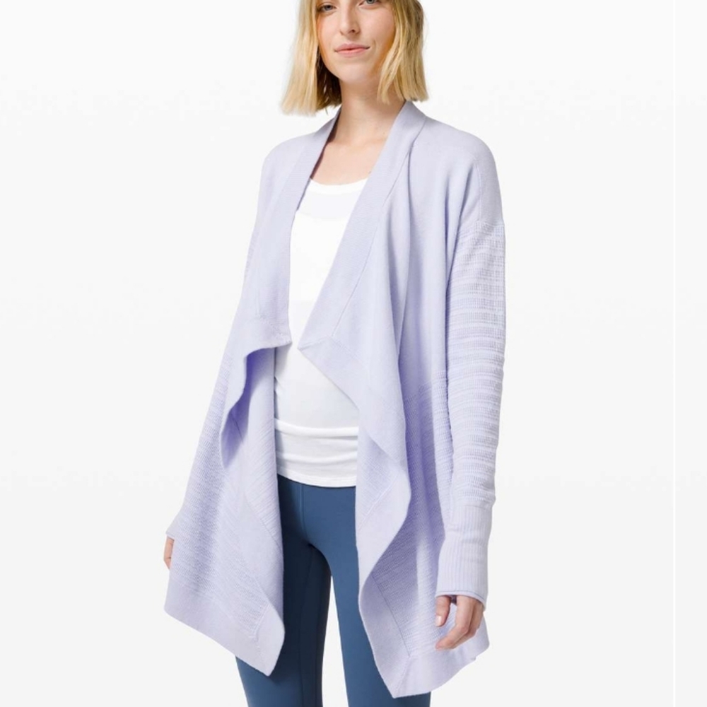Lululemon Find Your Calm Wrap in Serene Blue Size 8 - Picture 2 of 10